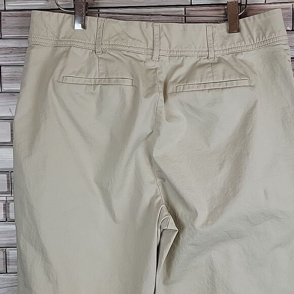 Christopher and Banks capris pant Size 8 - Picture 5 of 12